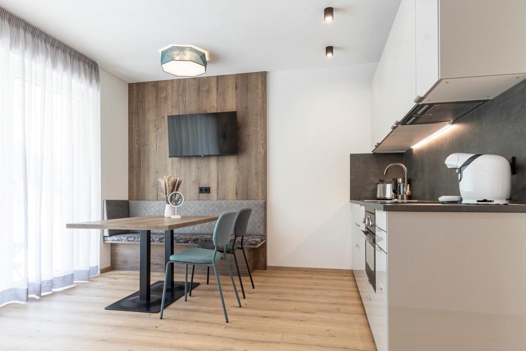 Bergmadl Apartments 施图拜河谷新施蒂夫特 外观 照片